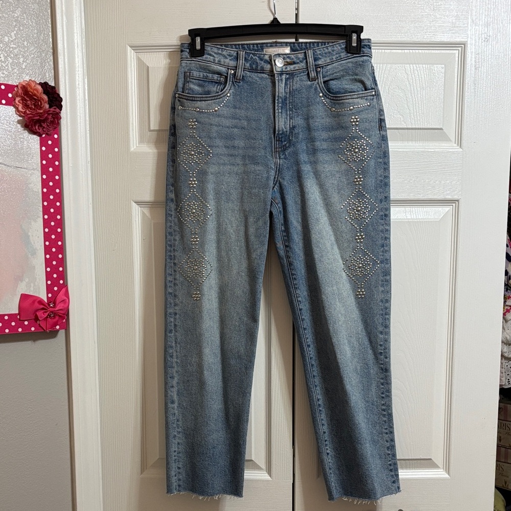 Kut from the Kloth AGLOW Light Blue Straight Leg Jeans with Rhinestone detail